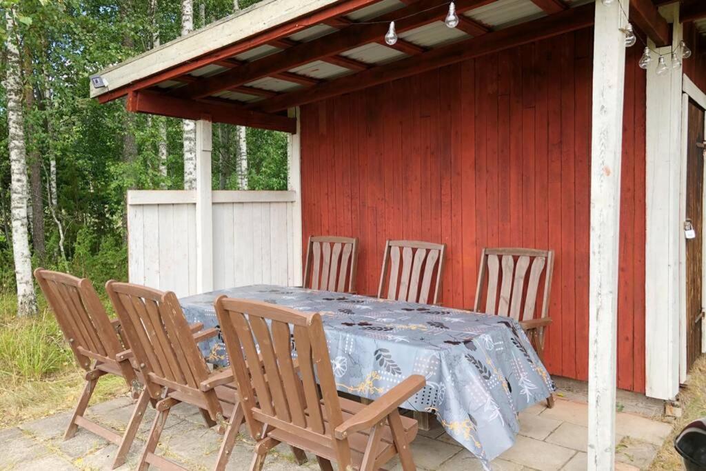 Egen Laegenhet I 2-Familjshus Pa Landet. Villa Tierp Eksteriør billede