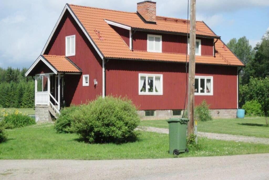 Egen Laegenhet I 2-Familjshus Pa Landet. Villa Tierp Eksteriør billede